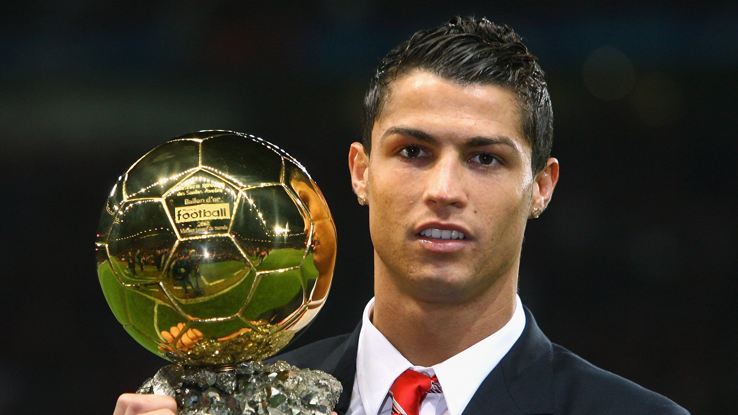 蒂亚戈神锋破局，皇家社会全面压制多特蒙德锁定胜局